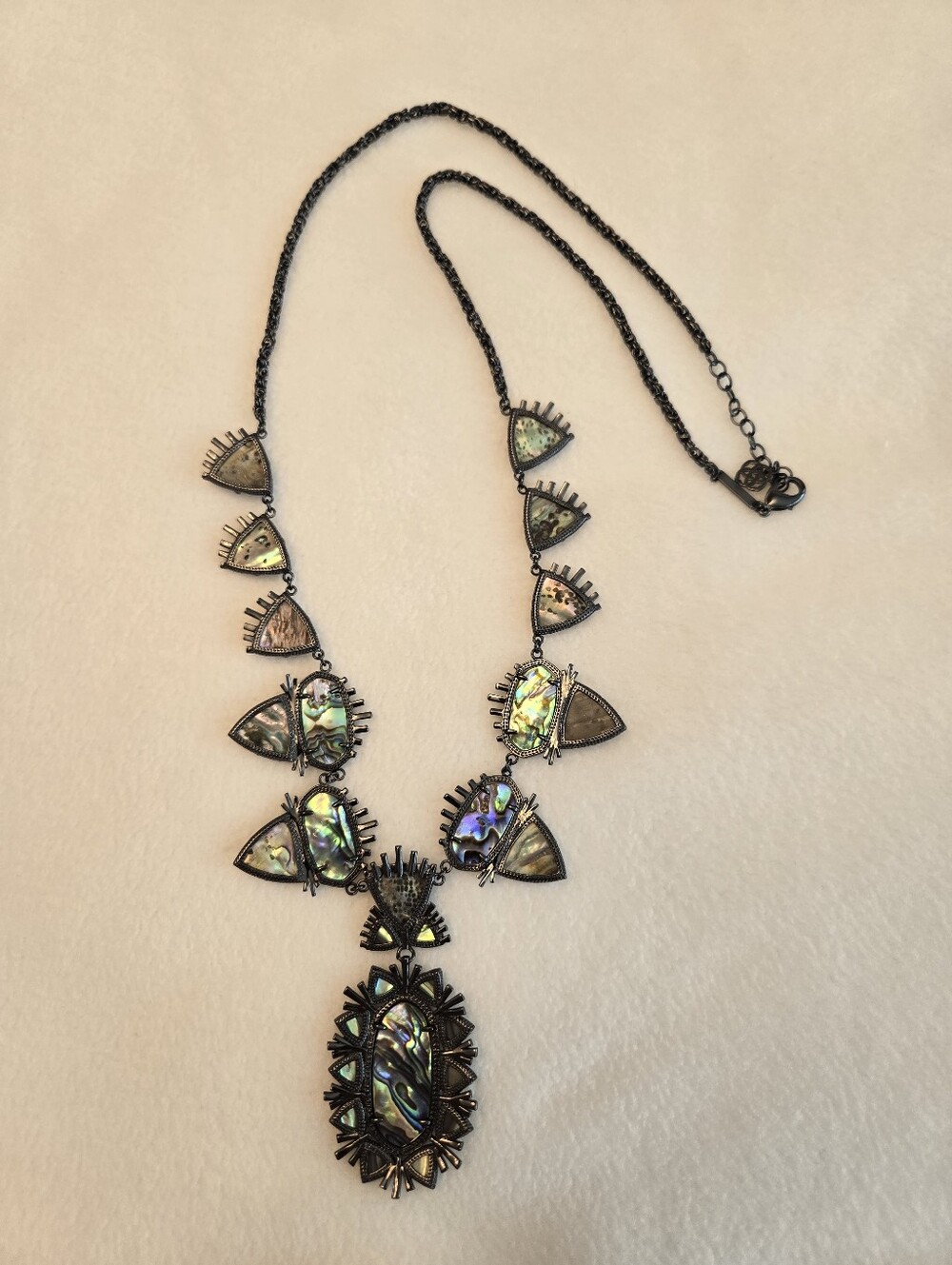 Kendra Scott Havana Statement Necklace Gunmetal and Abalone Retired - Picture 4 of 5